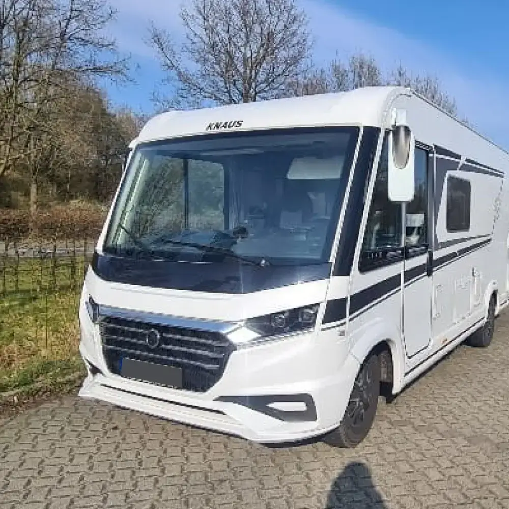 Knaus i-Live in der Werkstatt KS Autoglas Elmshorn
